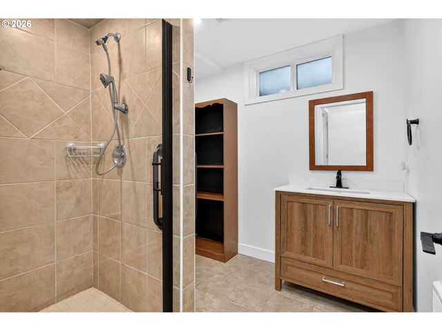 45643 Sw ETTERS Rd, Gaston, OR 97119