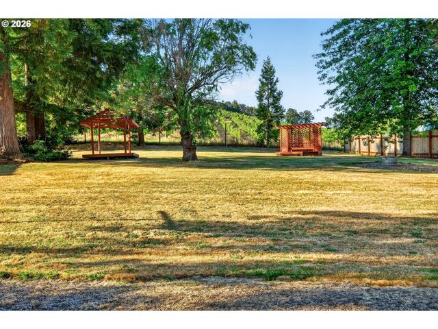 45643 Sw ETTERS Rd, Gaston, OR 97119
