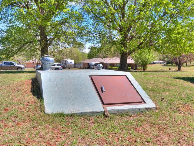 880 Cottontail RD, Tuttle, OK 73089