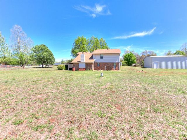 880 Cottontail RD, Tuttle, OK 73089