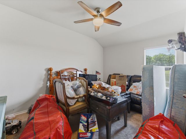 597 Creekview Drive, Azle, TX 76020