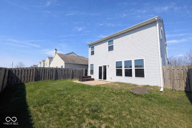 2363 Shadow Bend Drive, Columbus, IN 47201