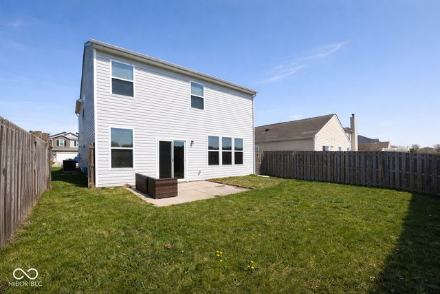 2363 Shadow Bend Drive, Columbus, IN 47201