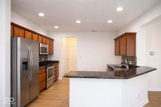 2363 Shadow Bend Drive, Columbus, IN 47201