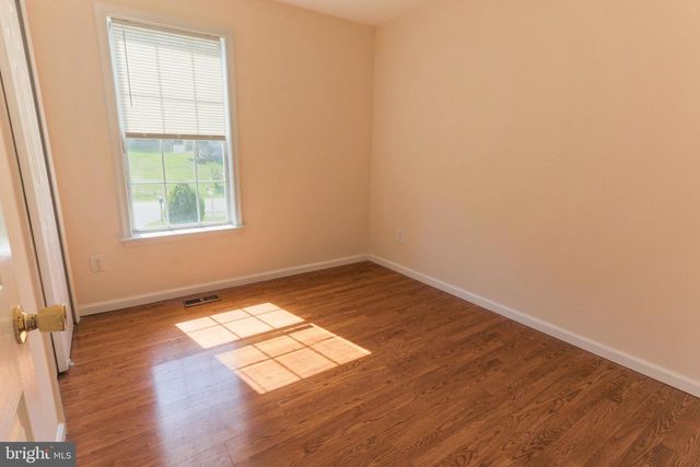 47 CLARK LN, Stafford, VA 22554