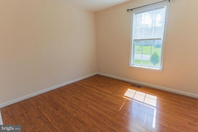47 CLARK LN, Stafford, VA 22554