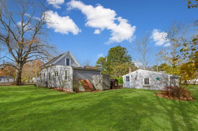 9 Mansion Street, West Harwich, MA 02671