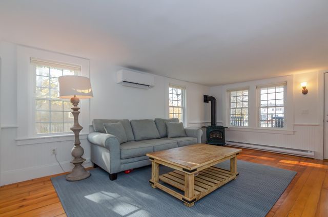 9 Mansion Street, West Harwich, MA 02671