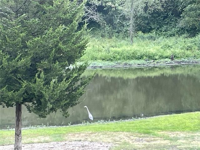 9885 Edgerton Road, De Soto, KS 66018