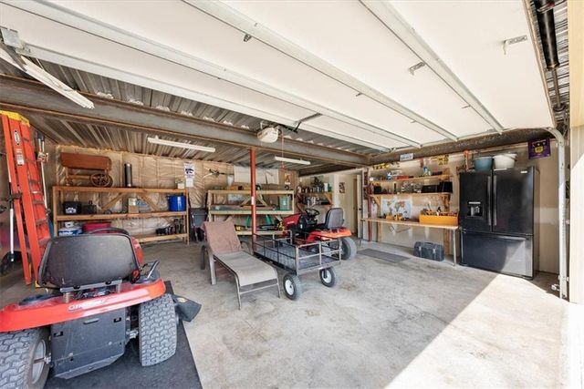 9885 Edgerton Road, De Soto, KS 66018