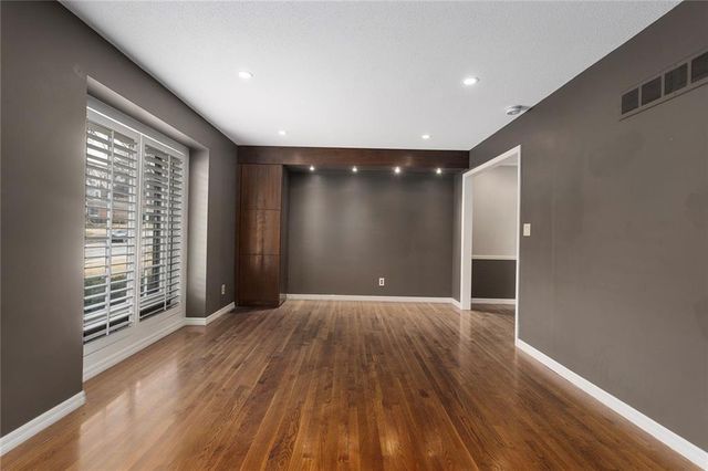 3401 E 105th Terrace, Kansas City, MO 64137