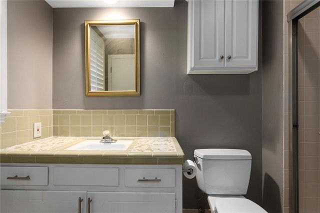 3401 E 105th Terrace, Kansas City, MO 64137