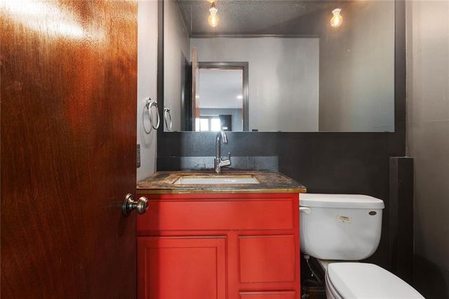 3401 E 105th Terrace, Kansas City, MO 64137