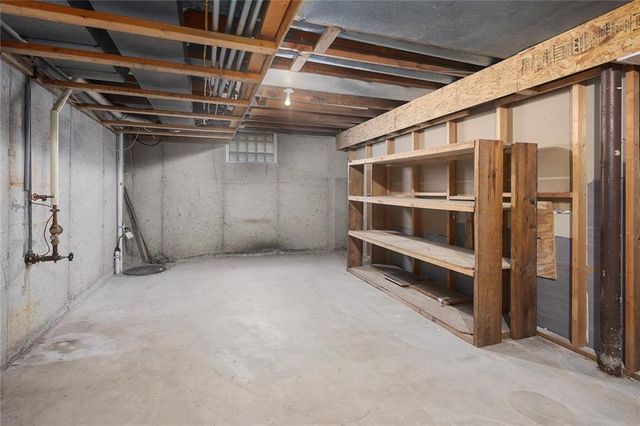 3401 E 105th Terrace, Kansas City, MO 64137