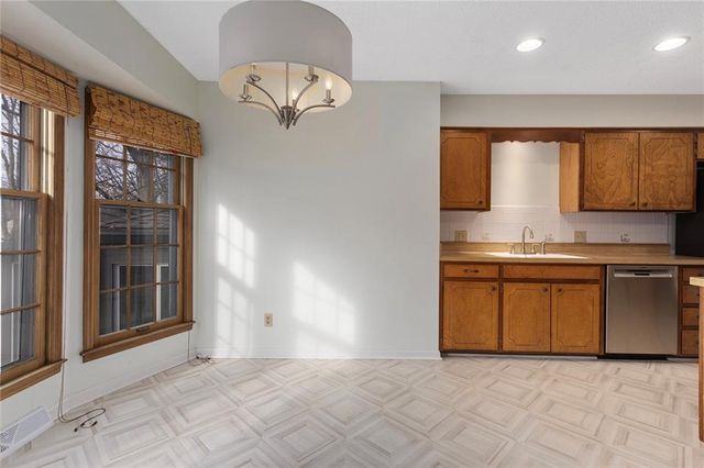 3401 E 105th Terrace, Kansas City, MO 64137