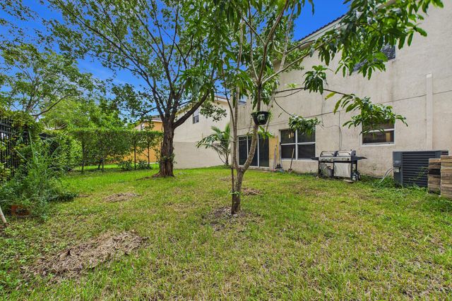 657 PERDIDO HEIGHTS Drive, Lake Belvedere Estates, West Palm Beach, FL 33413