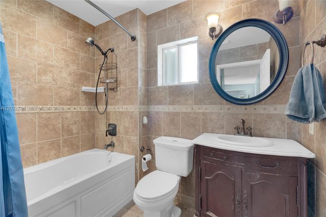 16711 SW 140th Avenue, Miami, FL 33177