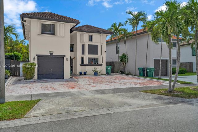 16711 SW 140th Avenue, Miami, FL 33177