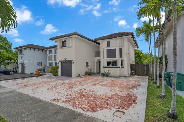 16711 SW 140th Avenue, Miami, FL 33177