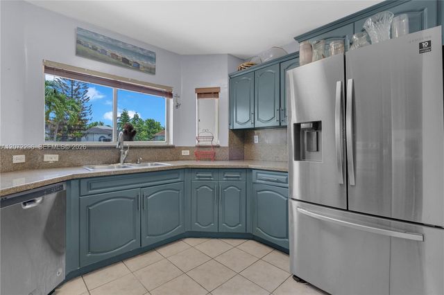 16711 SW 140th Avenue, Miami, FL 33177