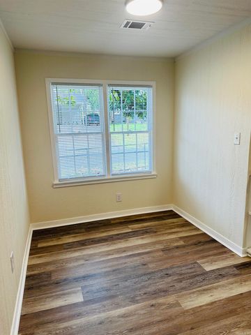 630 Hoover Street, Malvern, AR 72104