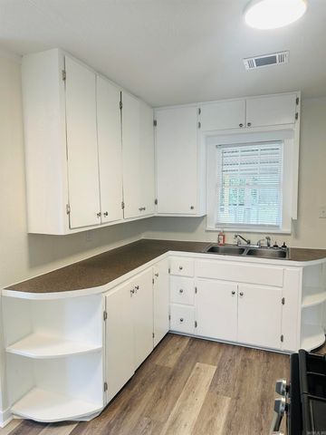 630 Hoover Street, Malvern, AR 72104