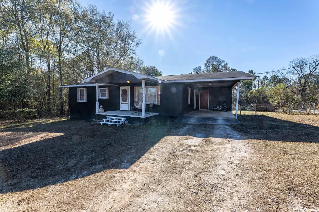 16 Tigner Drive, Seale, AL 36875