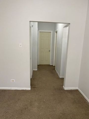11809 S Lafayette Avenue, Chicago, IL 60628