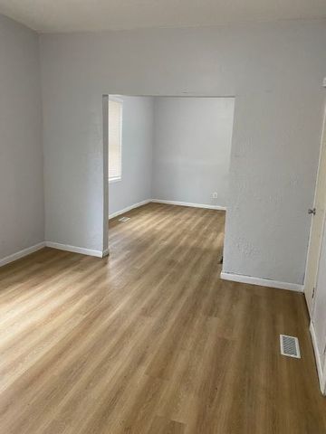 11809 S Lafayette Avenue, Chicago, IL 60628