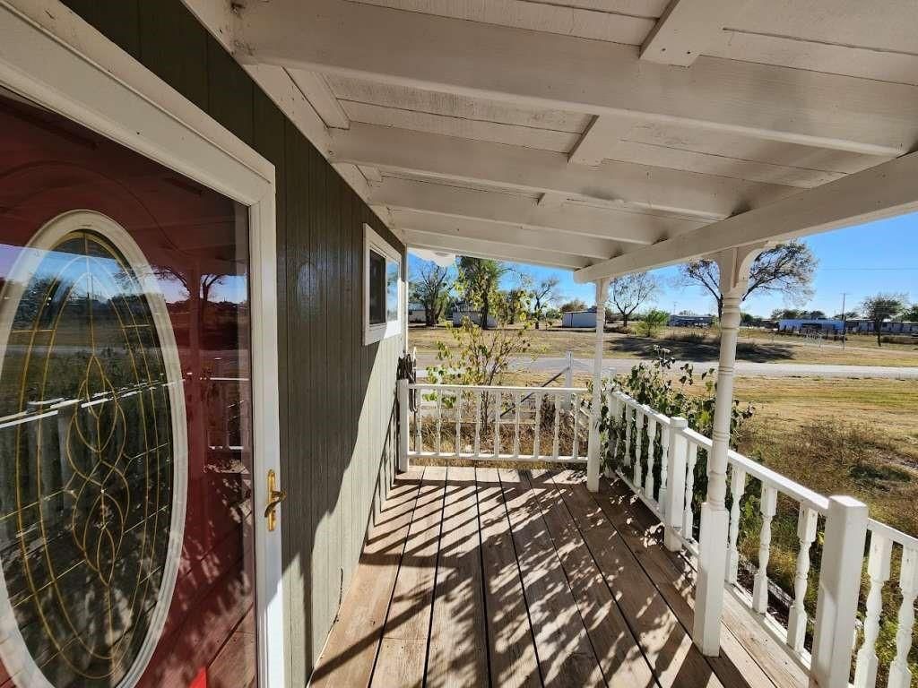 108 E 9th Street, Channing, TX 79022