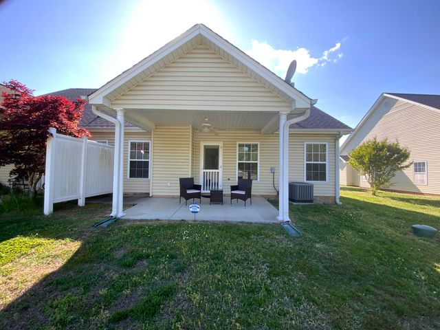 52 Briarstone Drive, Rossville, GA 30741