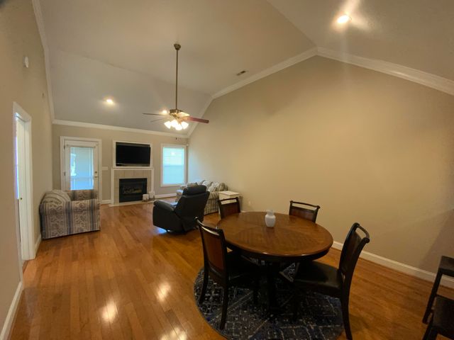 52 Briarstone Drive, Rossville, GA 30741
