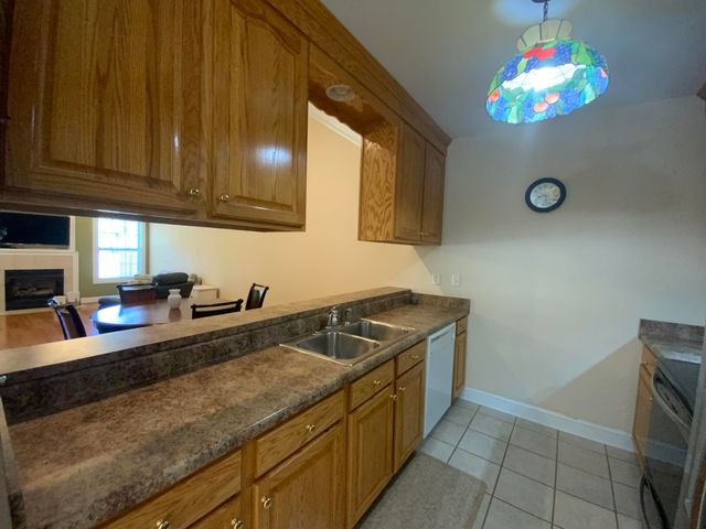 52 Briarstone Drive, Rossville, GA 30741