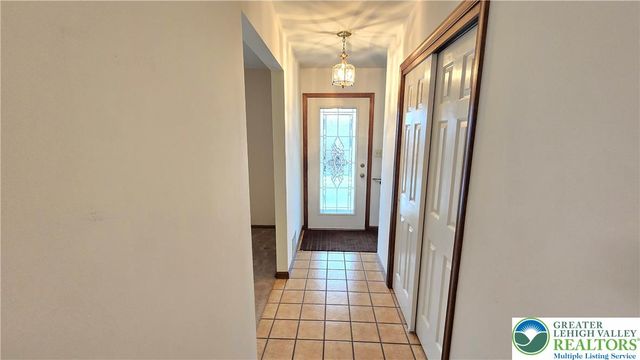 611 Buckingham Drive, Northampton Boro, PA 18067