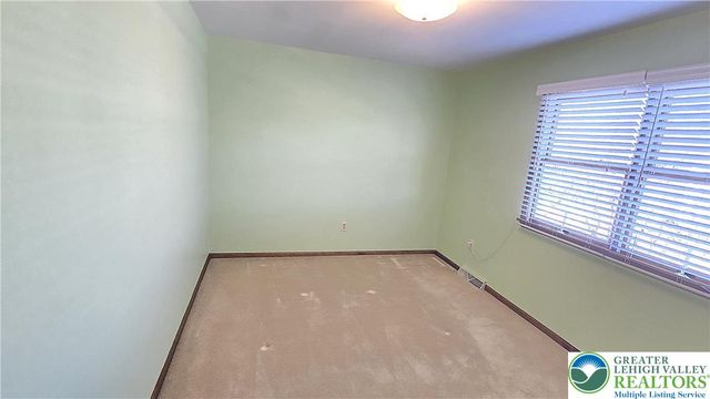 611 Buckingham Drive, Northampton Boro, PA 18067