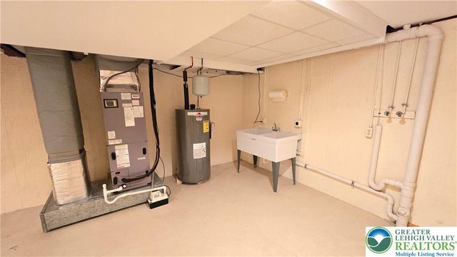 611 Buckingham Drive, Northampton Boro, PA 18067