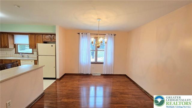 611 Buckingham Drive, Northampton Boro, PA 18067