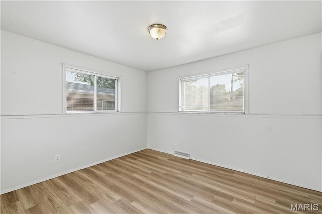5 Hammes Drive, Florissant, MO 63031
