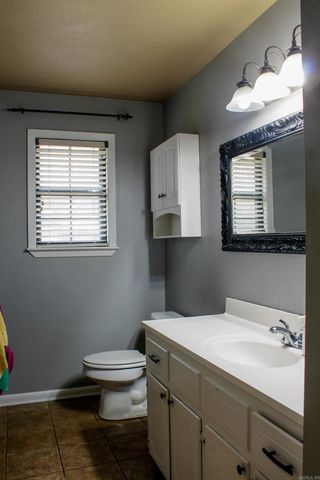 9 Weaver Street, Vilonia, AR 72173