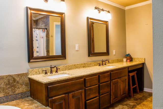 9 Weaver Street, Vilonia, AR 72173