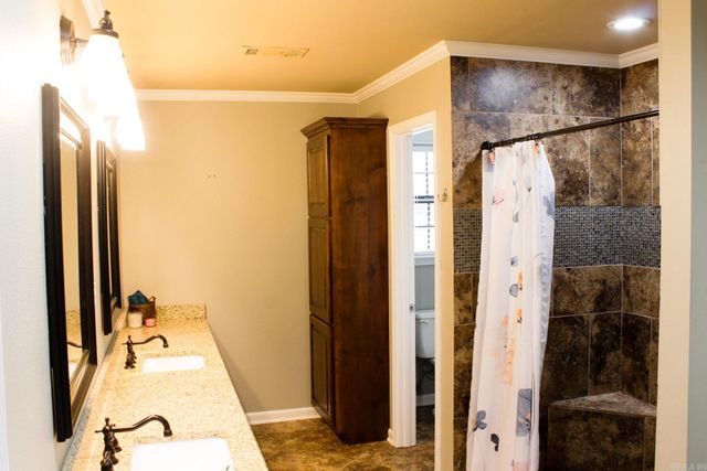 9 Weaver Street, Vilonia, AR 72173