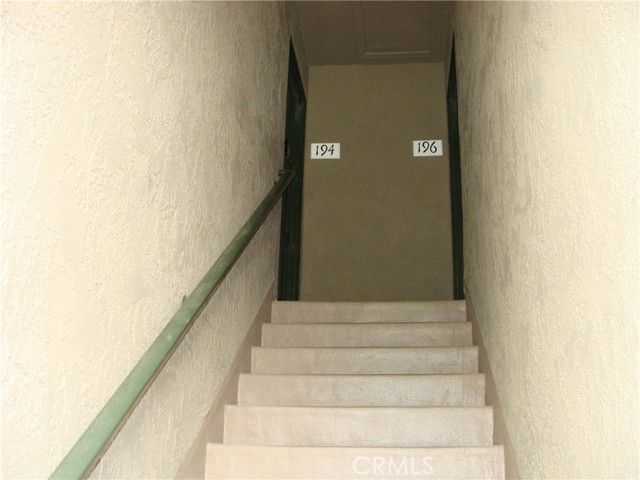 194 Streamwood, Irvine, CA 92620