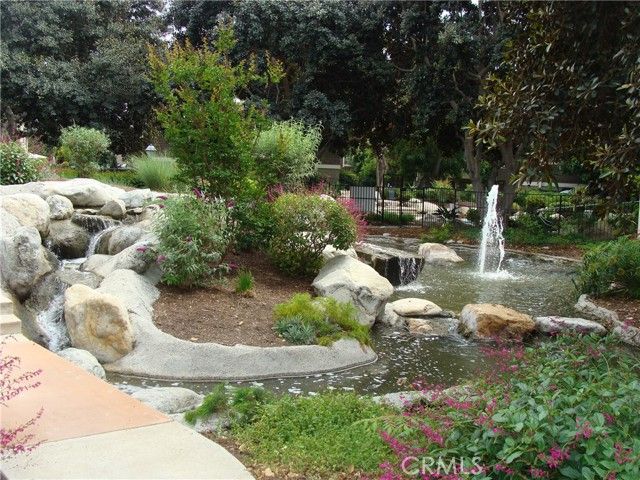 194 Streamwood, Irvine, CA 92620