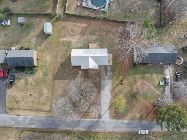 6 COUNTY ROAD 236 RD, Corinth, MS 38834