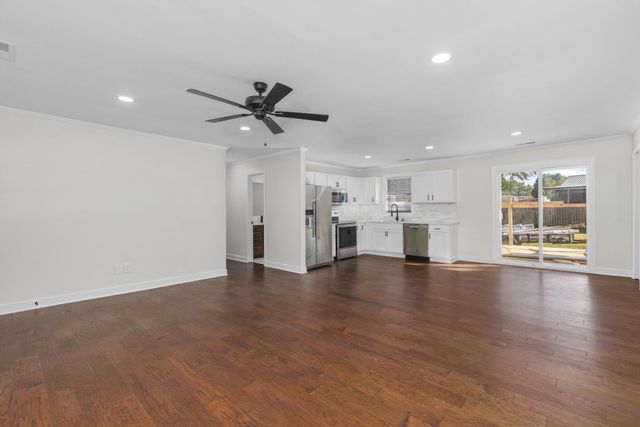 6 COUNTY ROAD 236 RD, Corinth, MS 38834