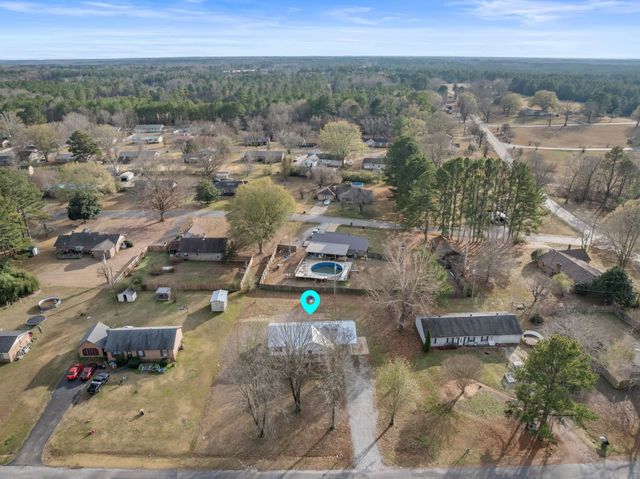 6 COUNTY ROAD 236 RD, Corinth, MS 38834