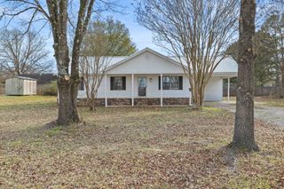 6 COUNTY ROAD 236 RD, Corinth, MS 38834