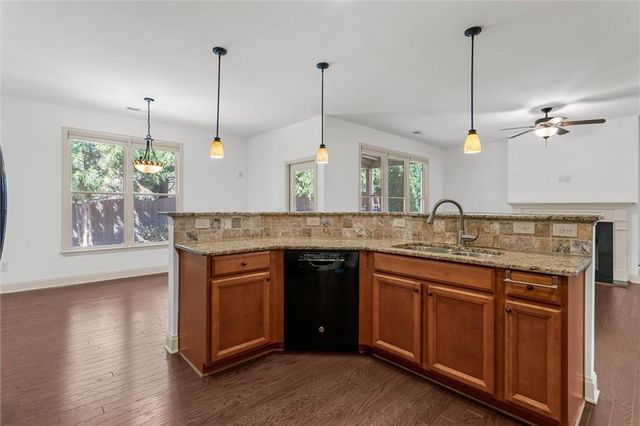 8505 Village School Drive, Cumming, GA 30041