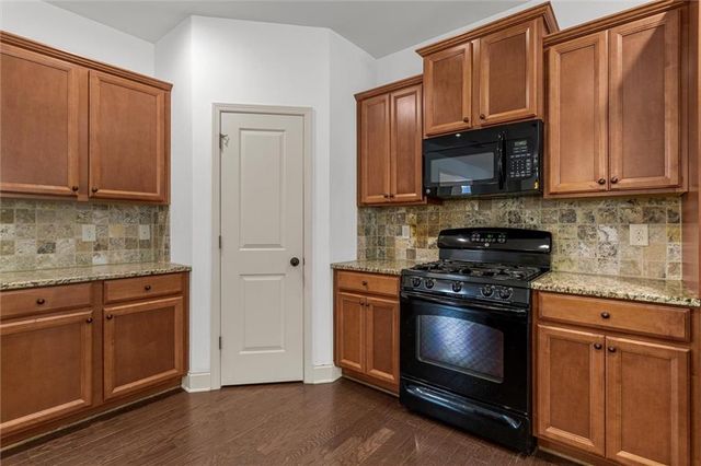 8505 Village School Drive, Cumming, GA 30041