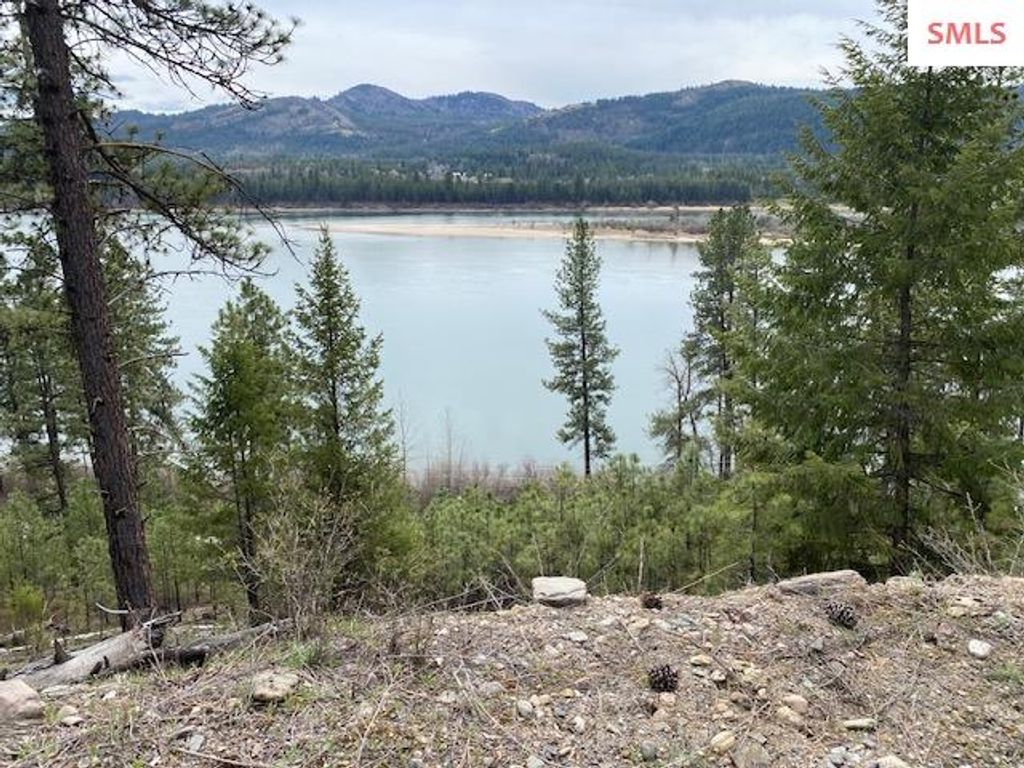 5052 S LeClerc Rd, Newport, WA 99156